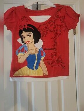 Disney Girls Red Snow White Applique Short Sleeve Tee
